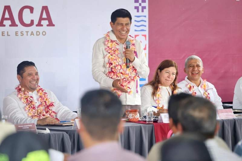 Duplica Gobernador Salomón Jara recursos para obra pública en Santo Domingo Ingenio