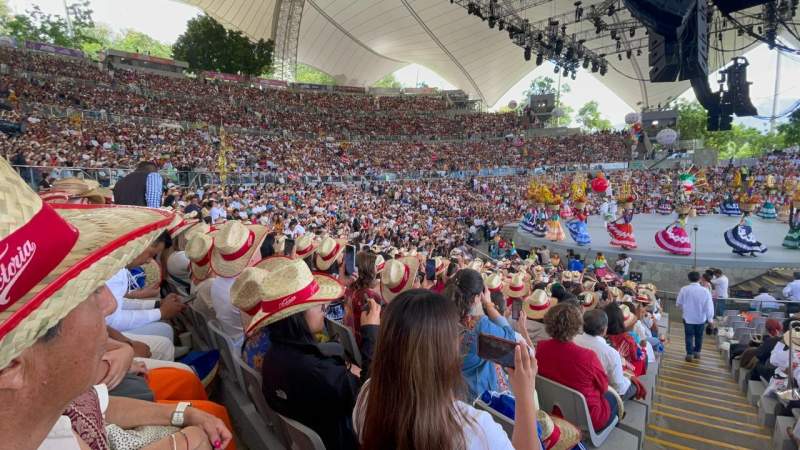 Prevén derrama de más de 618 mdp en la Guelaguetza 2025