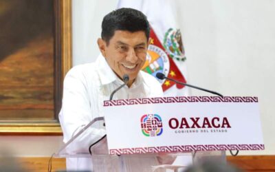 Despliega Gobernador de Oaxaca a todo su gabinete para labores de limpieza y entrega de ayuda en la Costa