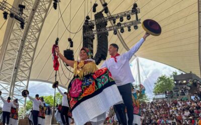 Cautiva San Blas Atempa en la Octava de la Guelaguetza 2025