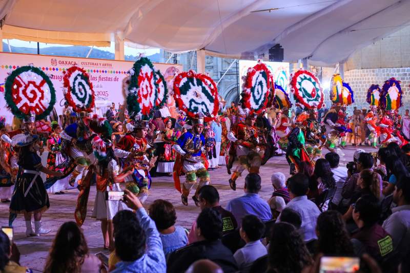 Con la anfitrionía de las 16 etnias y el pueblo afromexicano, inicia Julio, Mes de la Guelaguetza 2025