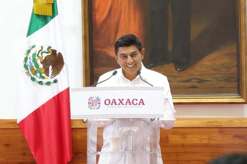 Llevará Gobierno de Salomón Jara a consulta posibilidad de nueva fecha de Guelaguetza