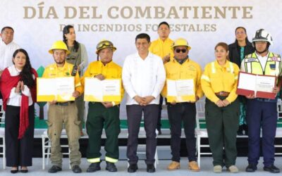 Reconoce Gobernador de Oaxaca valentía y servicio de combatientes forestales