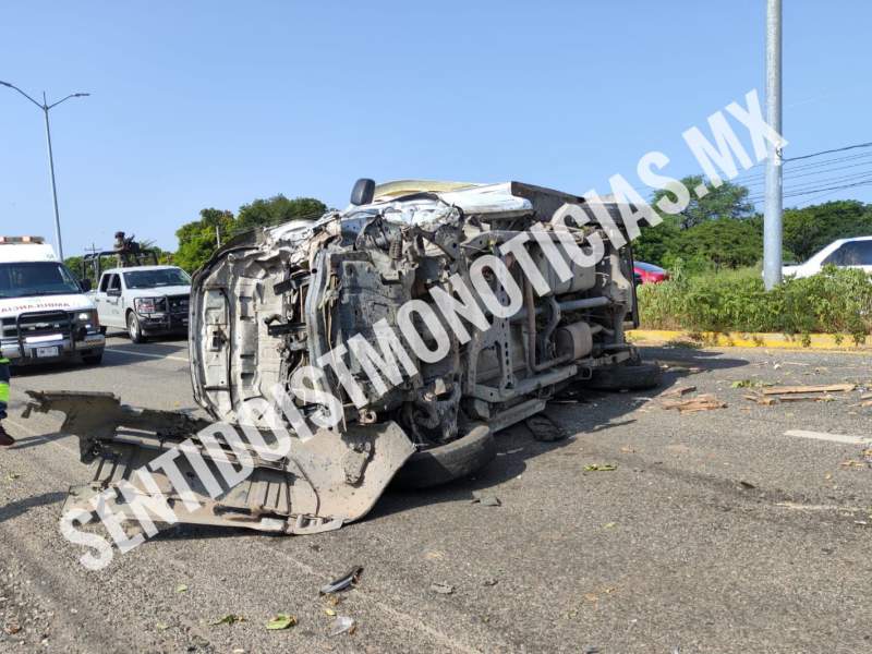 Tragedia en la Transístmica: 1 muerto y 2 lesionados tras volcadura