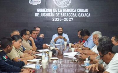 GOBIERNO DE JUCHITÁN, SEMAR Y CONAGUA INICIAN COORDINACIÓN PARA DRAGAR EL RÍO LAS NUTRIAS .