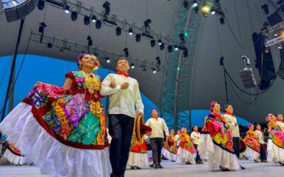 Vibra el auditorio Guelaguetza con la presentación espectacular de Juchitán