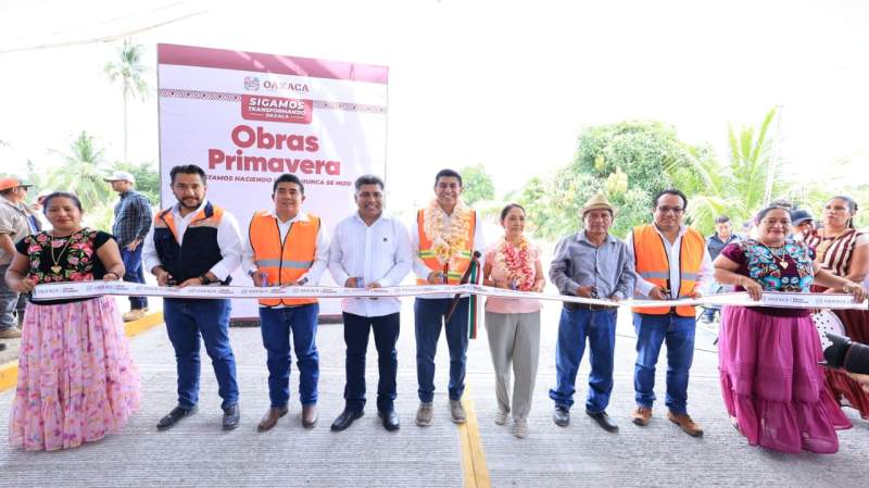 Celebra Nino Morales, obras que transforman de Jara en San Blas Atempa