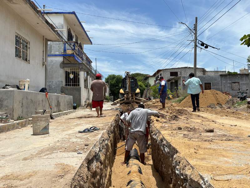 El gobierno municipal prioriza la atención del drenaje en la Séptima Sección