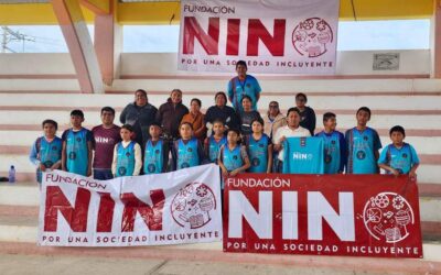 Fundación Nino, dona uniformes a niñez deportista de Santa Catarina Ticua