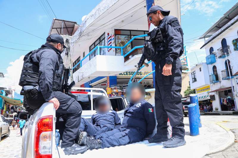 Toma Operación Sable control de seguridad en Putla