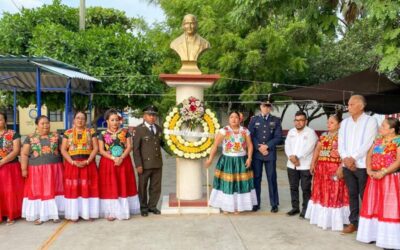 Con grito de independencia y desfile cívico, Juchitán celebra el 215 aniversario del inicio de la Independencia de México