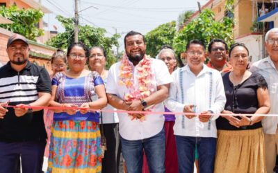 Vecinos de la segunda sección celebran la entrega del nuevo drenaje en la avenida Alvaro Obregón