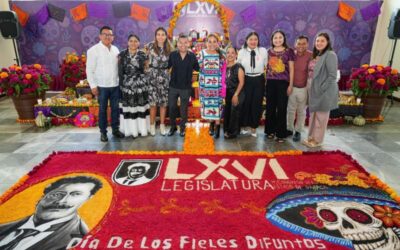 Como un homenaje a las tradiciones y la memoria colectiva se inaugura en el Congreso del Estado el Altar Monumental de Día de Muertos