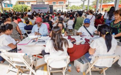 En Juchitán, el DIF estatal y municipal acercan apoyos y servicios a la comunidad