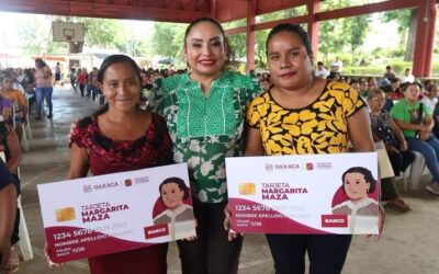 Entrega Gobierno de Oaxaca 401 tarjetas Margarita Maza a mujeres de San Juan Bautista Tuxtepec