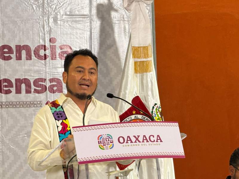 Insta IEEPO a normalistas de educación especial a dialogar en mesa de trabajo