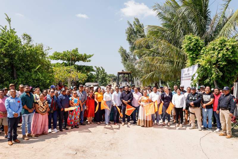 Gobierno Juchiteco inicia la ampliación del drenaje sanitario en la colonia Alejandro Trejo
