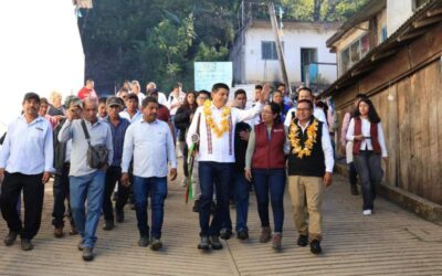 Cumple Salomón Jara con proyecto de camino en San Sebastián Nopalera, y anuncia pavimentación de más kilómetros