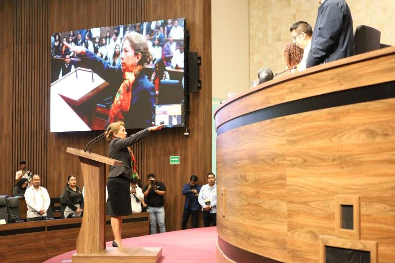 Designan a Maricela Guerrero Arango como nueva titular del Órgano Interno de Control del Congreso de Oaxaca