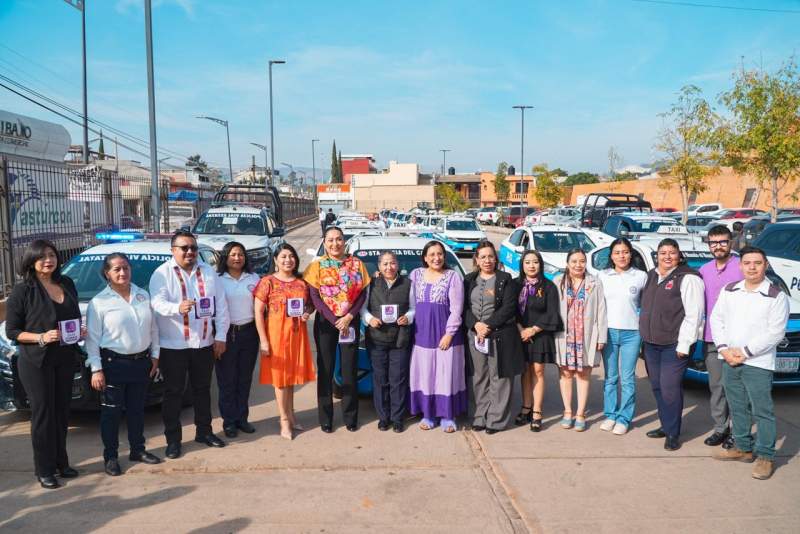 Impulsa Semovi traslados seguros y confiables para mujeres con programa Taxi Gunaa en Oaxaca