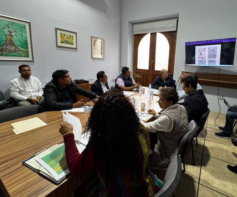 Integra Gobierno de Oaxaca a 5 periodistas más al régimen de seguridad social en respaldo a la libertad de expresión