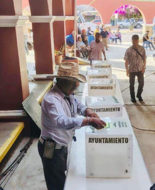 Concluye sin incidentes jornada dominical de elecciones por Sistemas Normativos Internos en Oaxaca