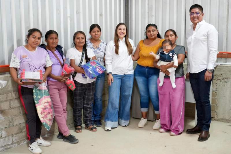 DIF Municipal de Oaxaca de Juárez lleva “Cobijando Corazones” a Santa Rosa Panzacola