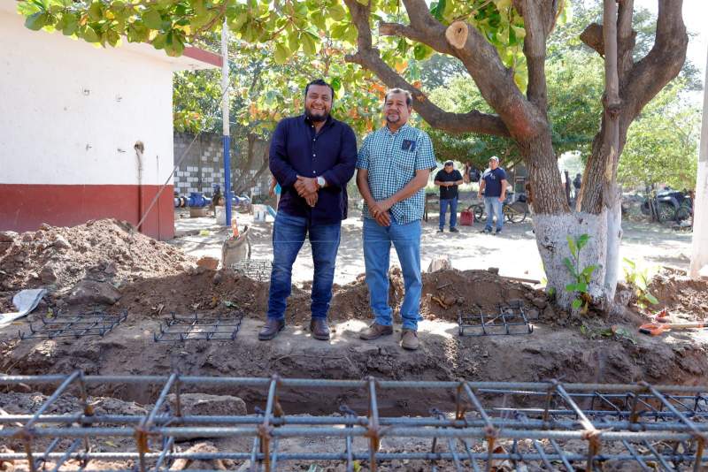 Más de 10 colonias se beneficiarán con la construcción de un nuevo pozo de agua en la colonia 15 de Septiembre: Miguel Quetu