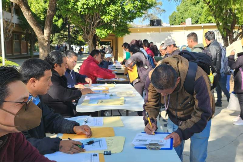 Paga IEEPO incentivos Redes-SEP a 3 mil 18 docentes de Oaxaca