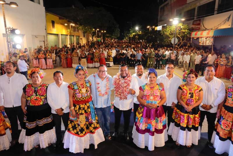 Superando adversidades, Juchitán avanza, afirma Miguel Sánchez Altamirano en su primer informe
