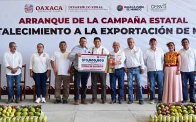 Entrega Salomón Jara insumos para combatir mosca de la fruta y garantizar calidad de exportación del mango producido en el Istmo