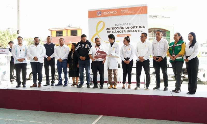 Entrega SSO parque vehicular que refuerza el Programa de Vacunación Universal