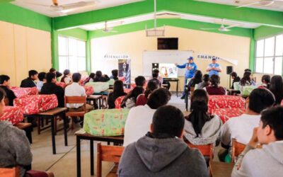 “No manches, es tu vida» Llega a la secundaria Adolfo C. Gurrión para orientar a la juventud en una etapa clave de su vida