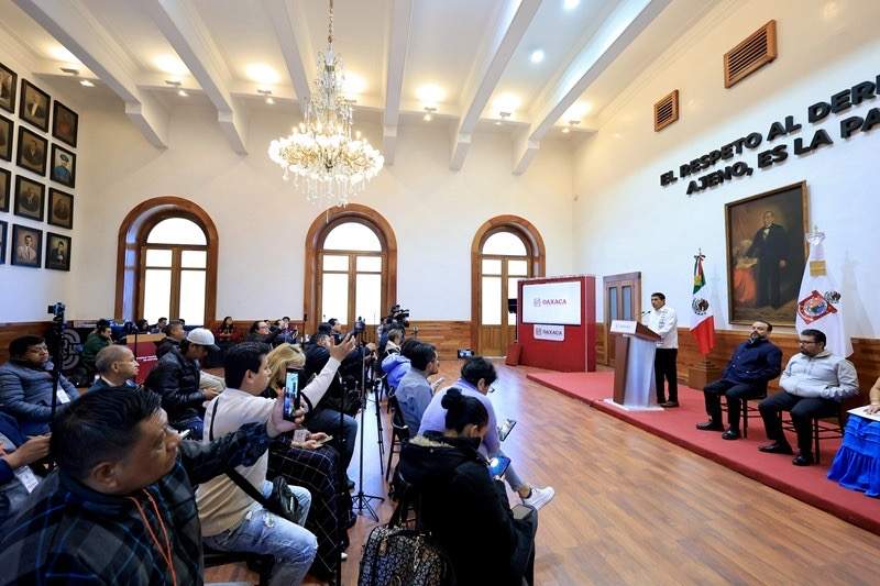 Reitera Gobierno de Oaxaca atención a pliego petitorio de docentes de educación física y secundarias técnicas de Sección XXII