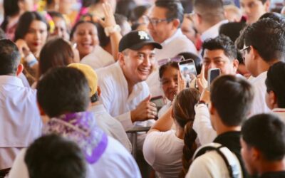 Mujeres, las auténticas traductoras y tejedoras de la historia: Nino Morales. .