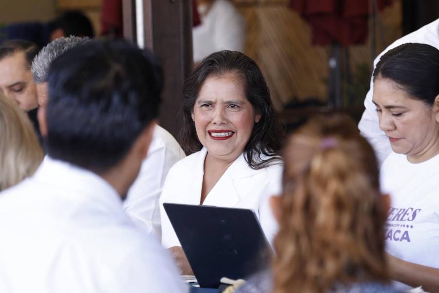 fortalece-laura-estrada-el-dialogo-con-sector-empresarial-para-impulsar-el-desarrollo-economico-de-oaxaca-69de462cbe6a3