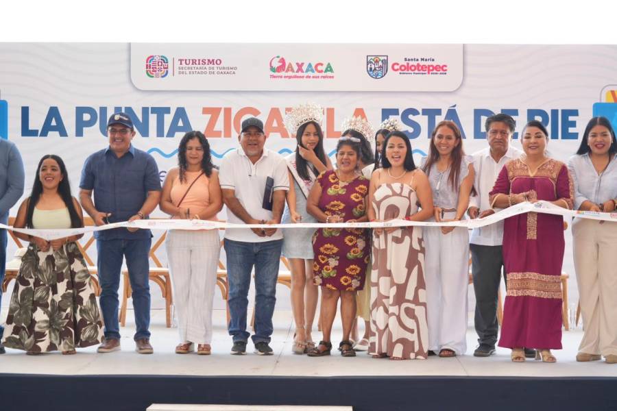 Gobierno de Oaxaca reactiva economía en Punta Zicatela: inaugura festival y entrega más de 1.3 mdp en créditos