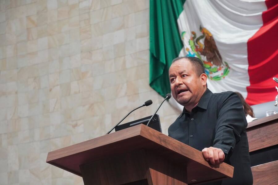 Diputado Israel López Sánchez solicita a CAPUFE la modernización de la caseta de cobro de Huitzo
