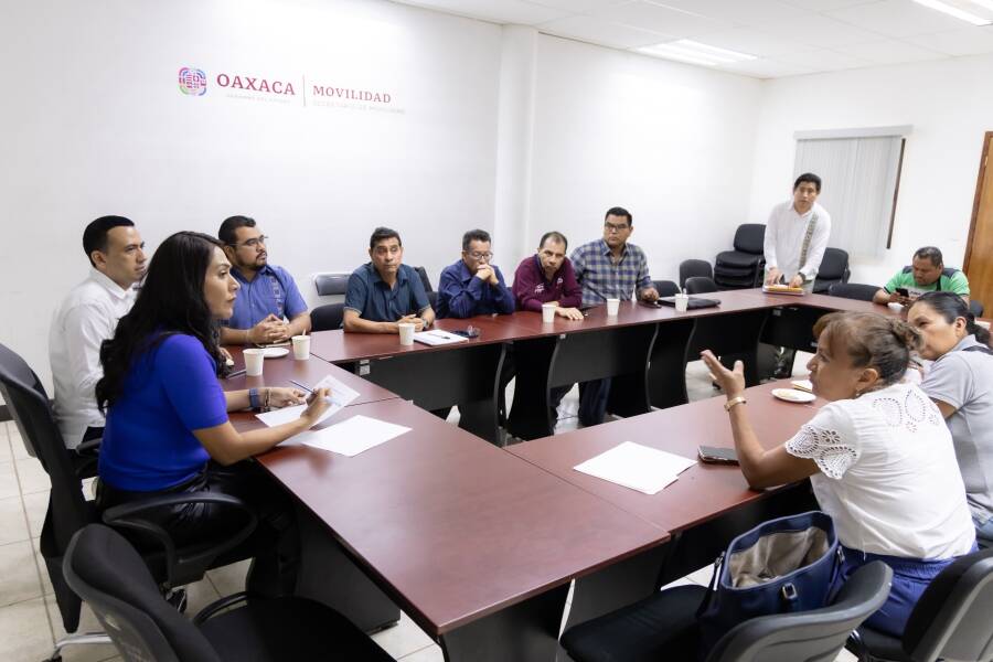 sego-y-semovi-atienden-planteamientos-de-taxistas-sobre-el-reordenamiento-del-transporte-publico-6a56ab0a0d46b