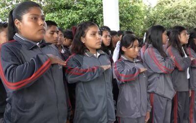 Regresan a clases más de 800 mil estudiantes del nivel básico en Oaxaca
